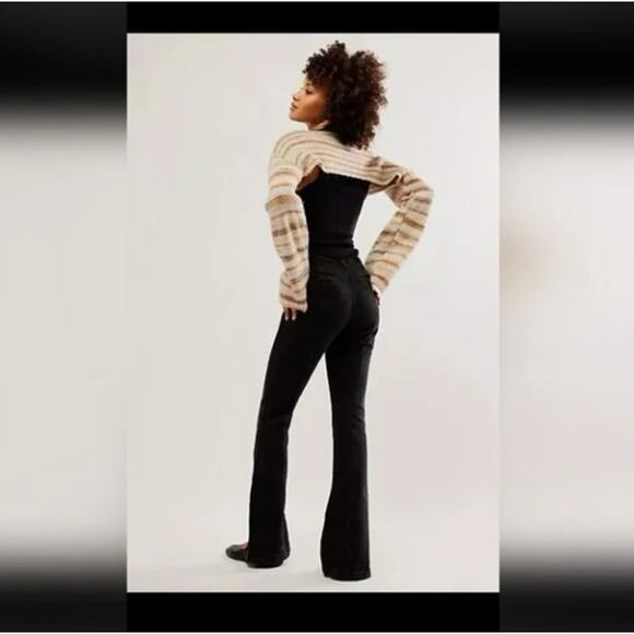 Free People We The Free Curvy Mona Flare Jeans High Rise Black Size 33 NWT - Picture 5 of 6